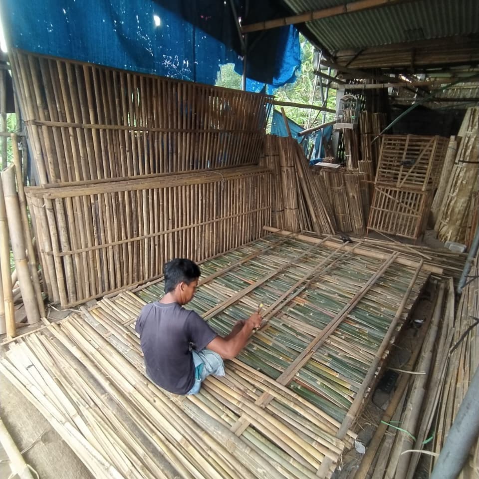 Kerajinan Bambu